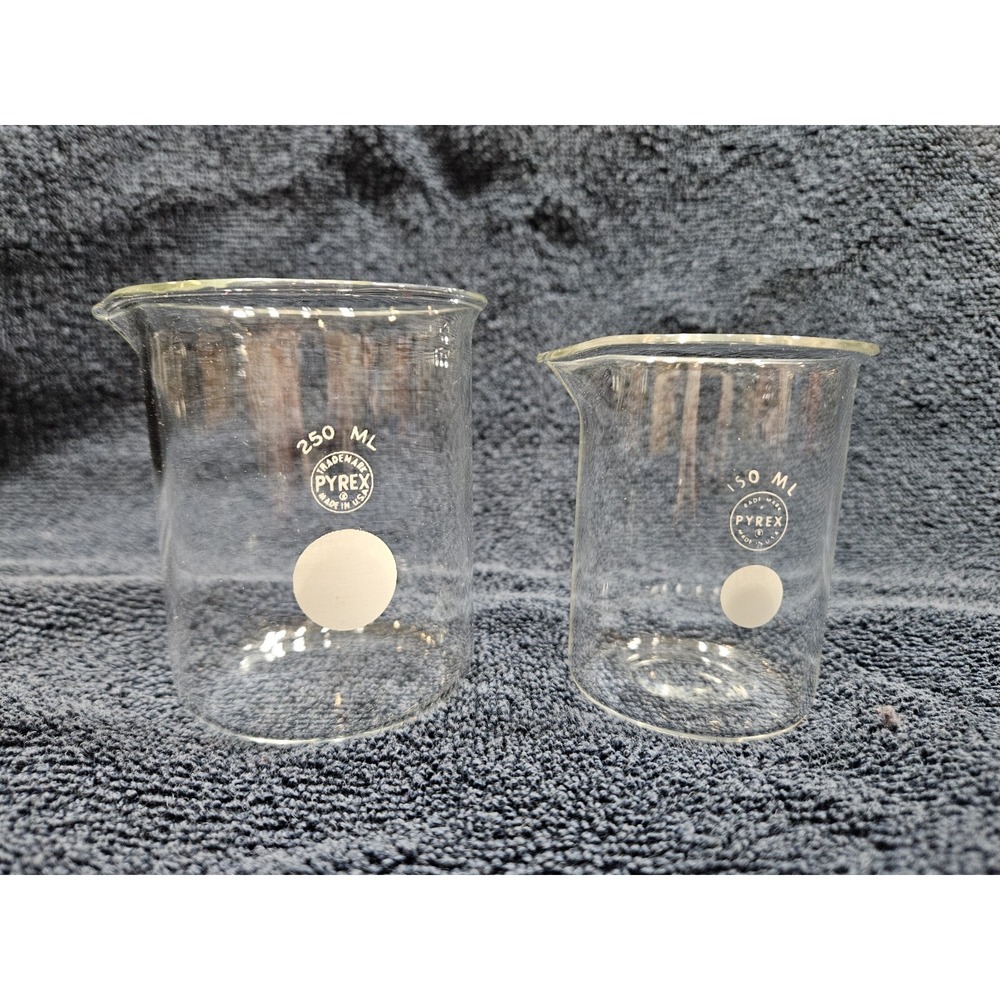 Pyrex Beakers‎ Set 250 ML 150 ML Lot Antique Vintage Glassware Chemistry Science